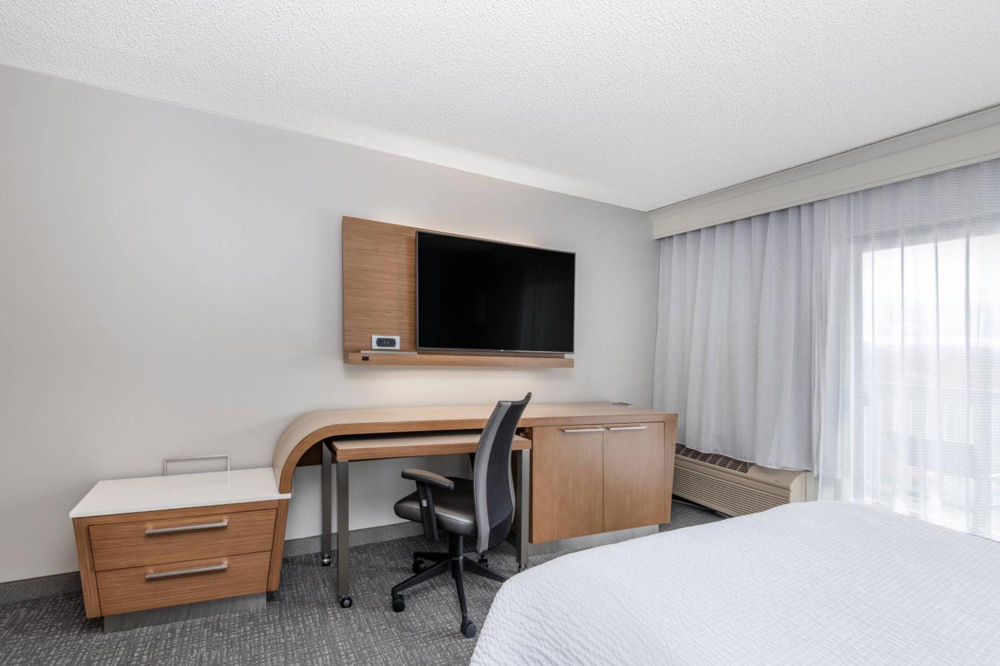 Hotel Courtyard By Marriott Reno Esterno foto